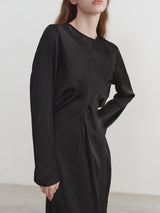 Beli Sıkıştırılmış Piliseli Elbise