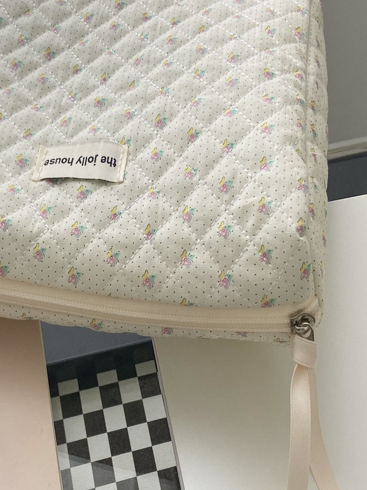 Çiçek Desenli Makyaj Çantası