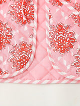 Pembe Çiçek Desenli Bağcıklı Kapitone İnce Yelek