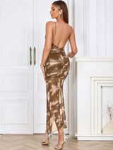 Çiçek Desenli Yan Yırtmaçlı Elbise