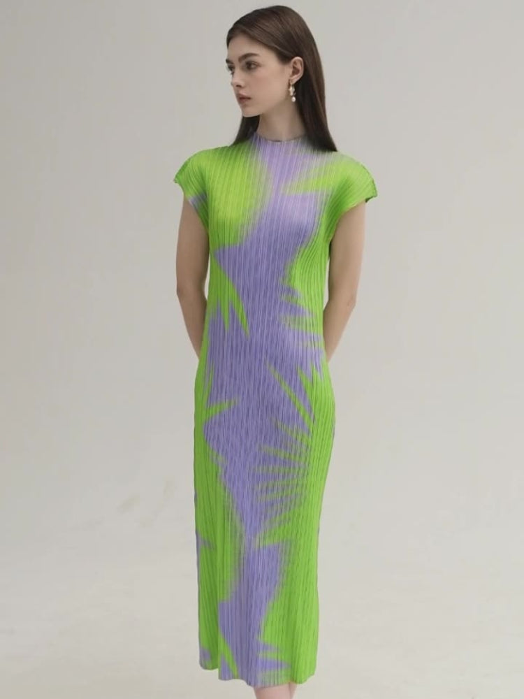 Piliseli Kolsuz Balıkçı Yaka Slim Fit Elbise