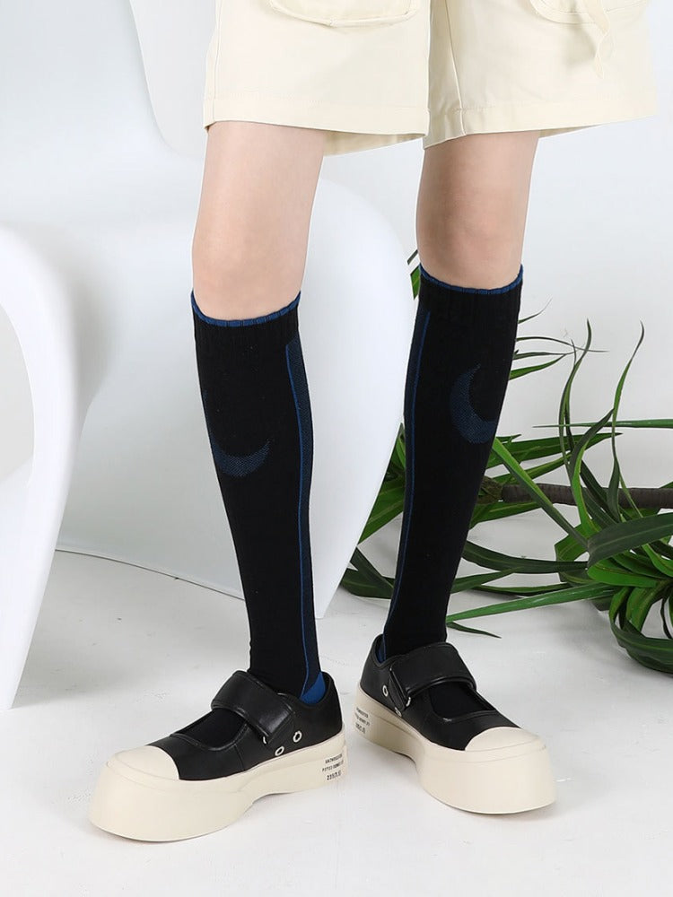 Karikatür Çiçek Desenli Pamuk Çorap