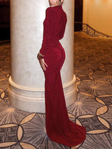 Yüksek Yakalı Denizkızı Elbisesi