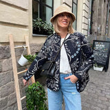 Etnik Çiçek Desenli Kapitone Ceket