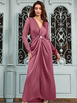 V Yaka Yırtmaçlı Düğmeli Elbise