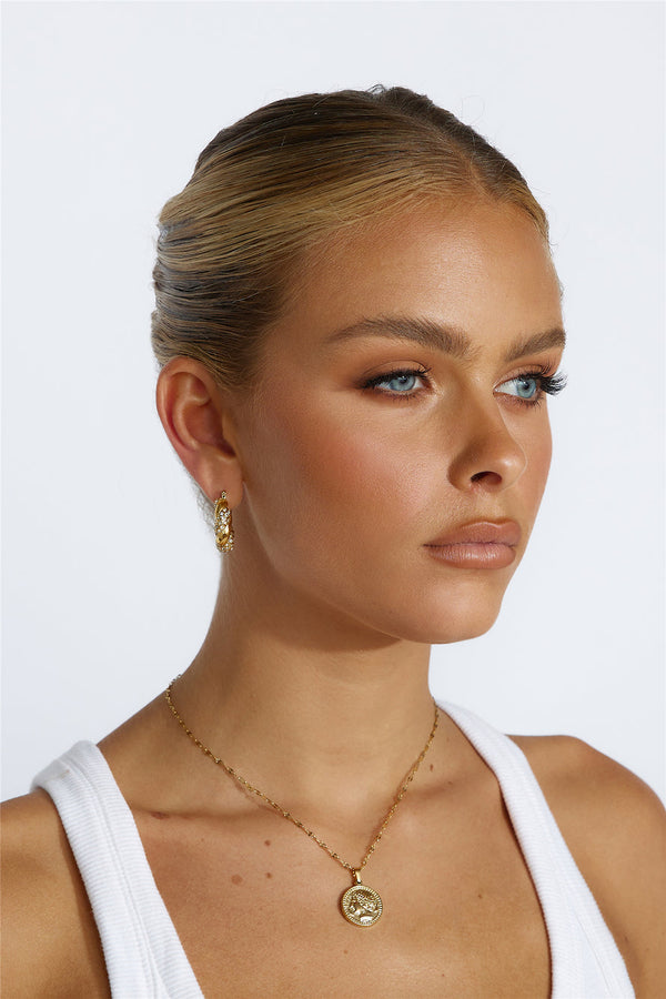 18K Altın Kaplama Ayakta Alkışlanan Kolye