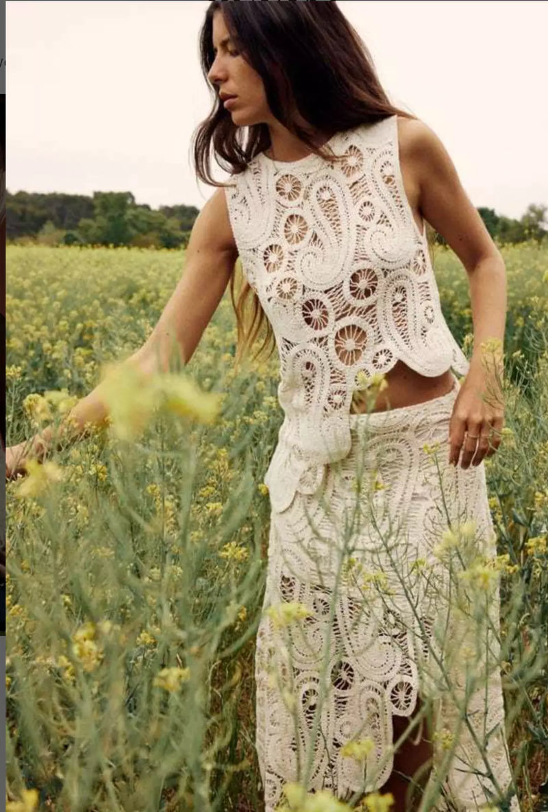 Zarif Tığ İşi Dantel Etek Takımı